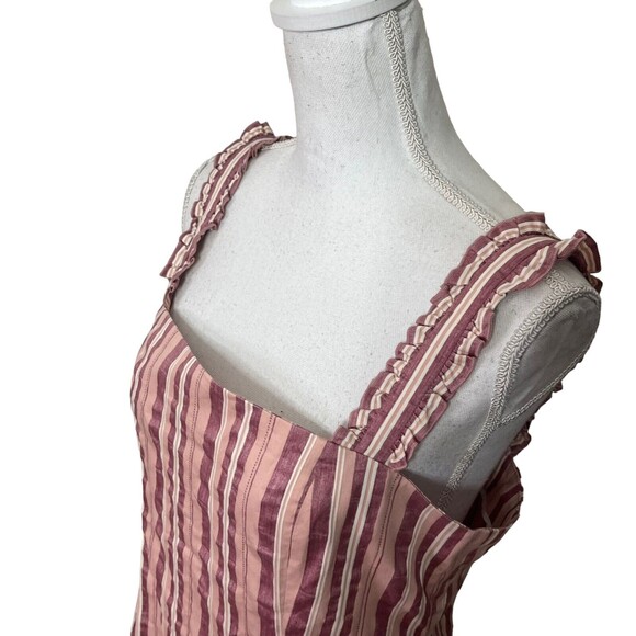 Welcome to my closet! - Picture 8 of 12